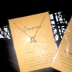 - COOL ZODIAC CHAIN NECKLACES (GEMINI)